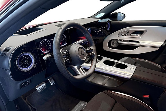 Mercedes-Benz CLA350 6 of 16