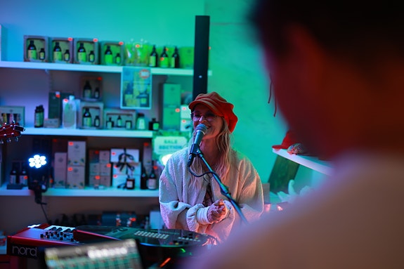 Product image 2 of 10