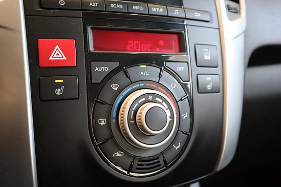 Kia Venga 8 of 14