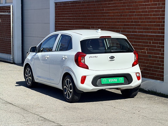Kia Picanto 3 of 5