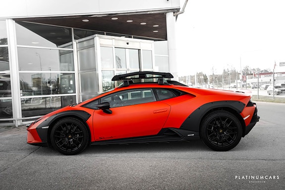 Lamborghini Huracan 13 of 21