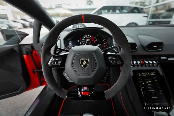 Lamborghini Huracan 8 of 21