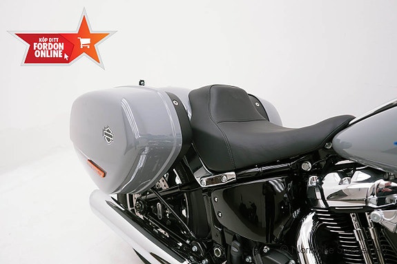 Harley-Davidson Lowrider ST FLXRST 8 of 24