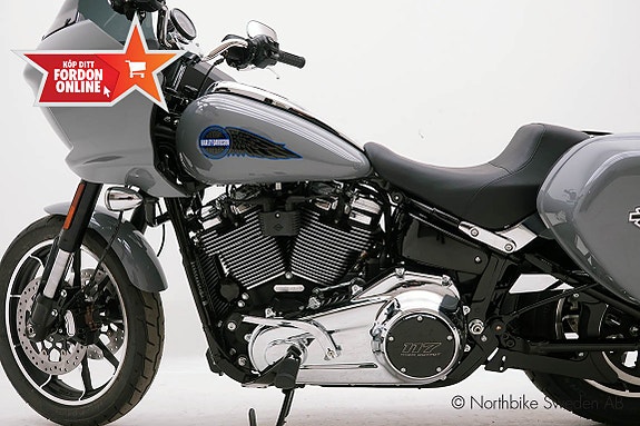 Harley-Davidson Lowrider ST FLXRST 17 of 24