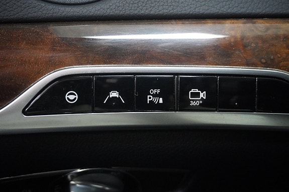 Mercedes-Benz S350 24 of 28