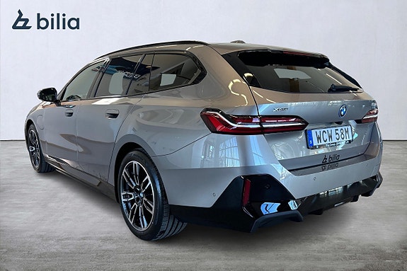 BMW 530e 2 of 23