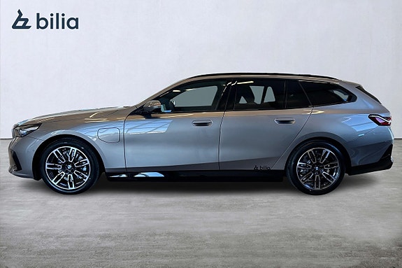 BMW 530e 3 of 23