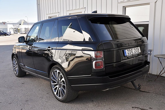 Land Rover Range Rover 4 of 5