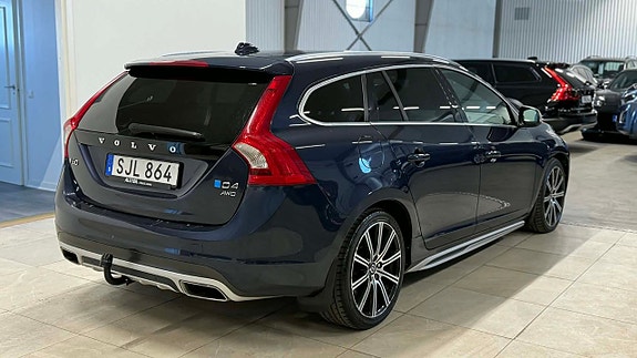 Volvo V60 9 of 25