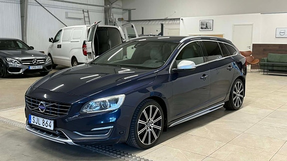 Volvo V60 4 of 25
