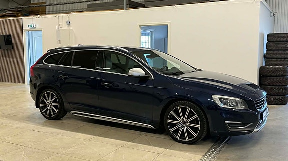 Volvo V60 6 of 25