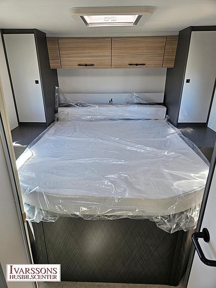 Etrusco T 7.4 QBC / PRISSÄNKT / Queensbed / Automat / Scandic Edition 15 of 23