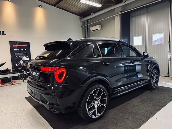 Lynk & Co 01 3 of 26