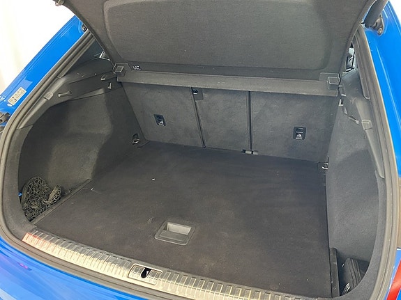 Audi Q3 4 of 5