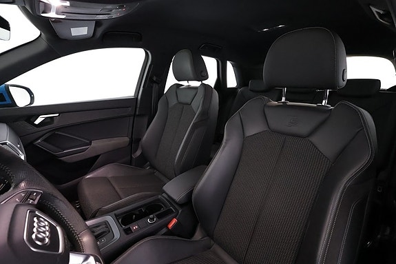 Audi Q3 15 of 21
