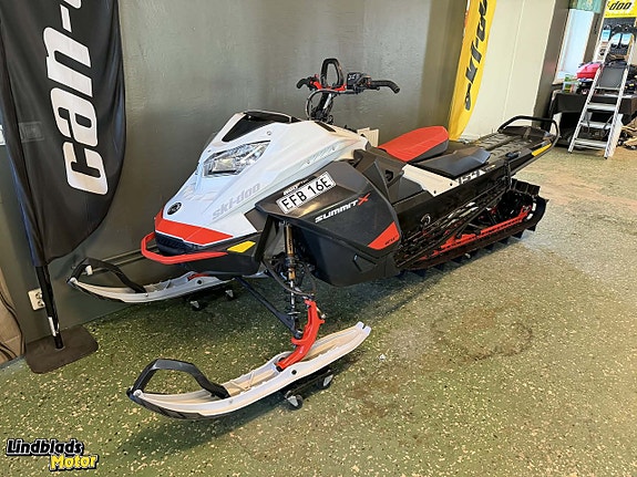 Ski-Doo Summit X Expert 154" 850 E-TEC -21 m. SHOT