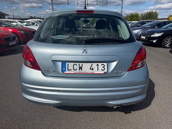 Peugeot 207 4 of 24