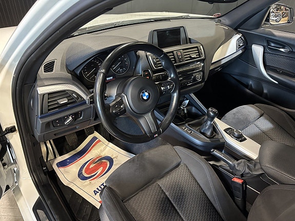 BMW 120 8 of 23