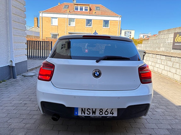 BMW 116i 19 of 30