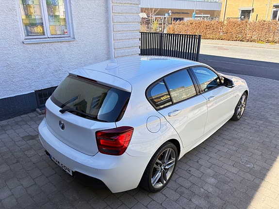 BMW 116i 17 of 30