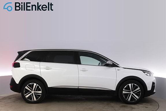 Peugeot 5008 2 of 5