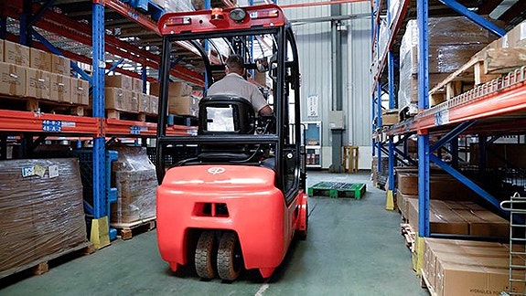 Eltruck 1.6–2.0 ton - Litium, Smidig 3-hjul (EP TDL-serien) 4 of 5