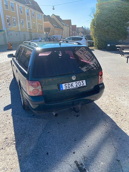 Volkswagen Passat 4 of 5