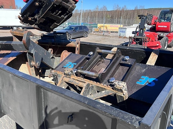 Huddig 1260 C med vagn och redskap 13 of 18