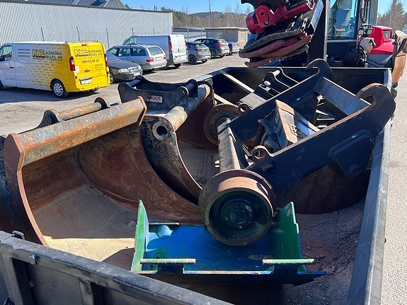 Huddig 1260 C med vagn och redskap 12 of 18