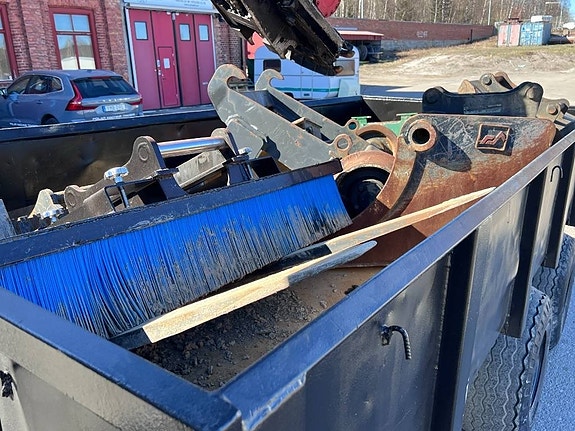 Huddig 1260 C med vagn och redskap 11 of 18