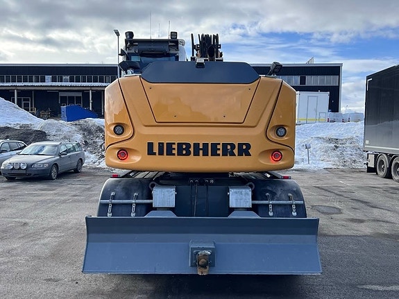 Liebherr A918 Compact 2019 7 of 11