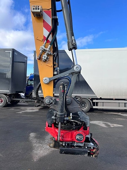 Liebherr A918 Compact 2019 11 of 11
