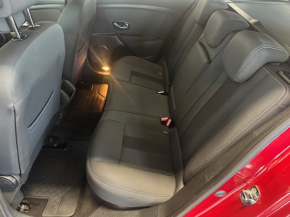 Renault Megane 8 of 10