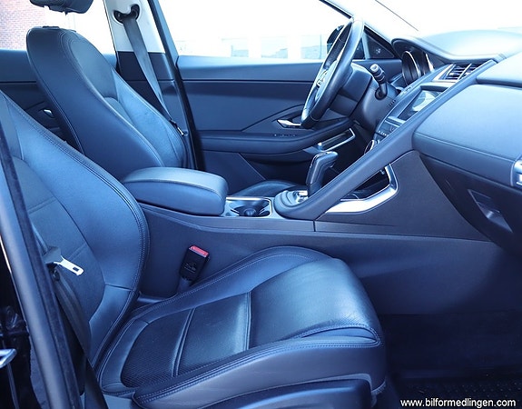 Jaguar E-PACE 5 of 21