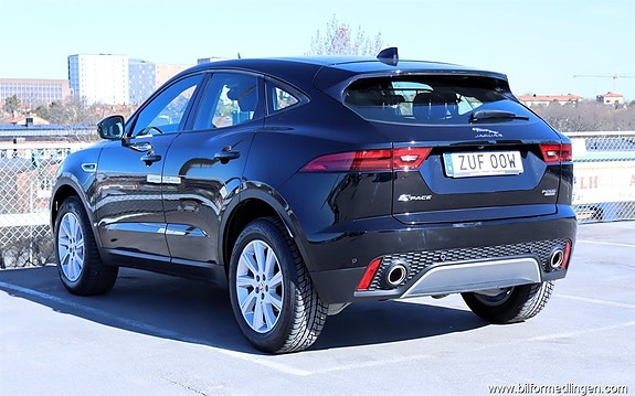 Jaguar E-PACE 3 of 21