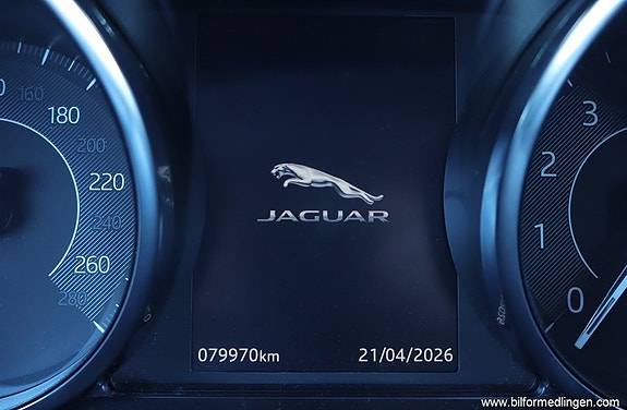 Jaguar E-PACE 10 of 21