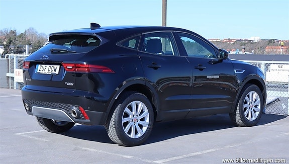 Jaguar E-PACE 4 of 21