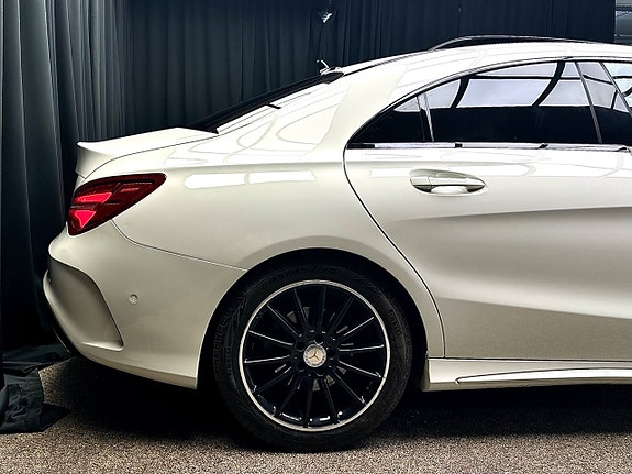 Mercedes-Benz CLA220 d 8 of 30