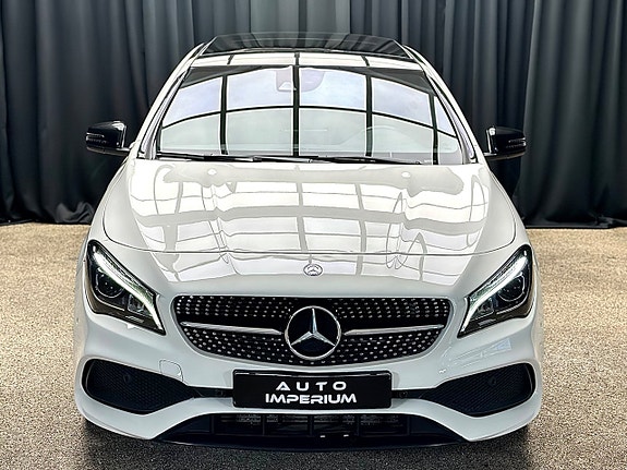 Mercedes-Benz CLA220 d 3 of 5
