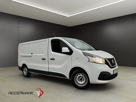 Nissan NV300