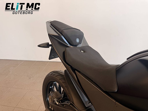 Yamaha YZF-R125 0.125 | Nyservad | Nybesiktad | GPR System 3 of 5