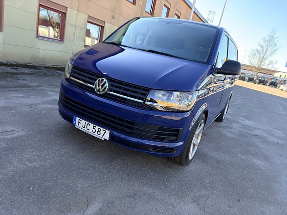 Volkswagen Transporter 13 of 18