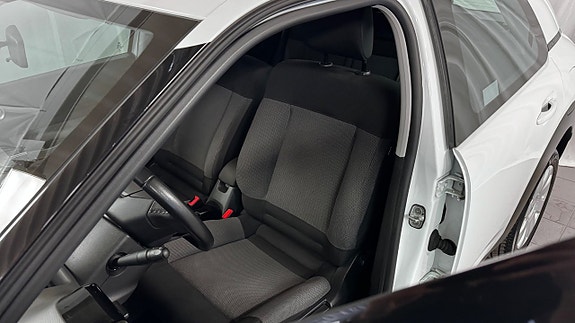 Citroen C4 Cactus 13 of 23
