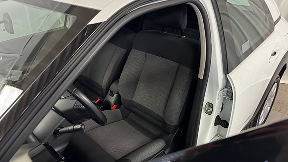 Citroen C4 Cactus 13 of 24