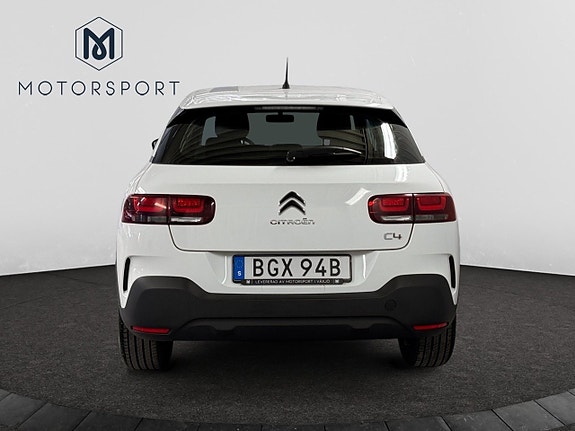 Citroen C4 Cactus 8 of 23