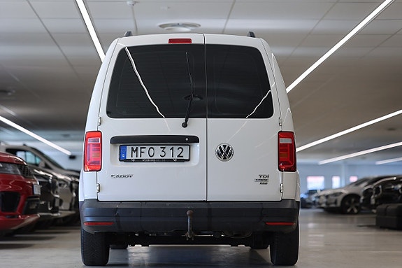 Volkswagen Caddy Maxi 9 of 15