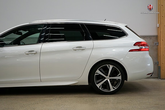 Peugeot 308 7 of 25
