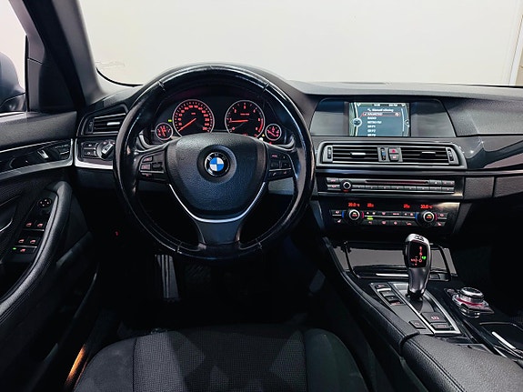 BMW 520d 15 of 17