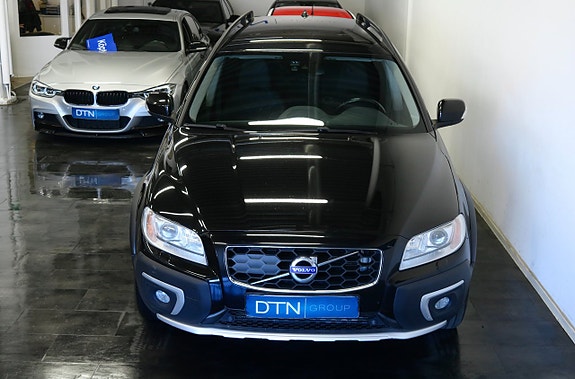 Volvo XC70 5 of 17