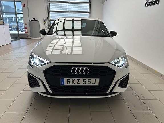 Audi A3 2 of 18